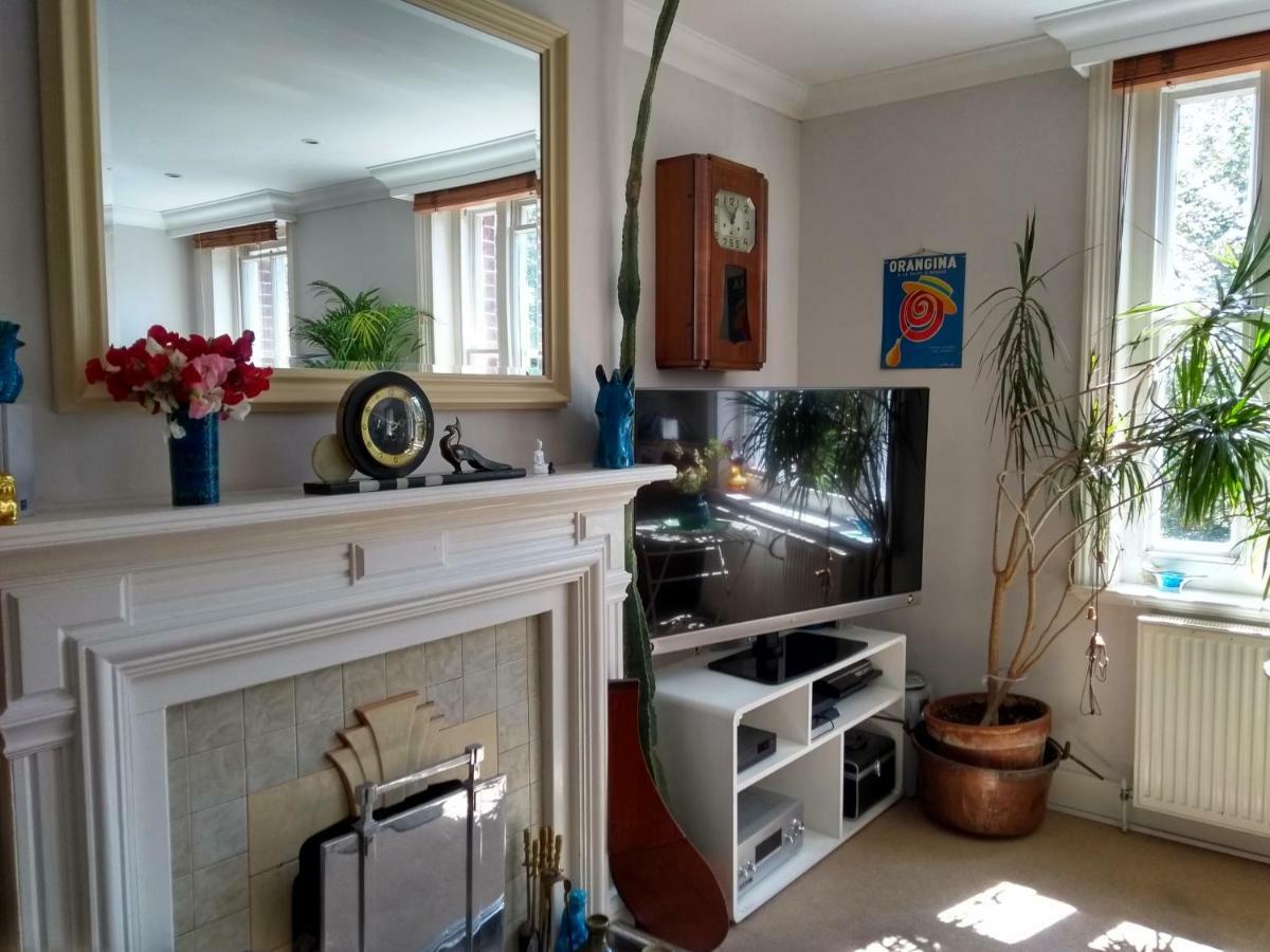 Stunning Retro Apartment In Central Brighton Eksteriør billede