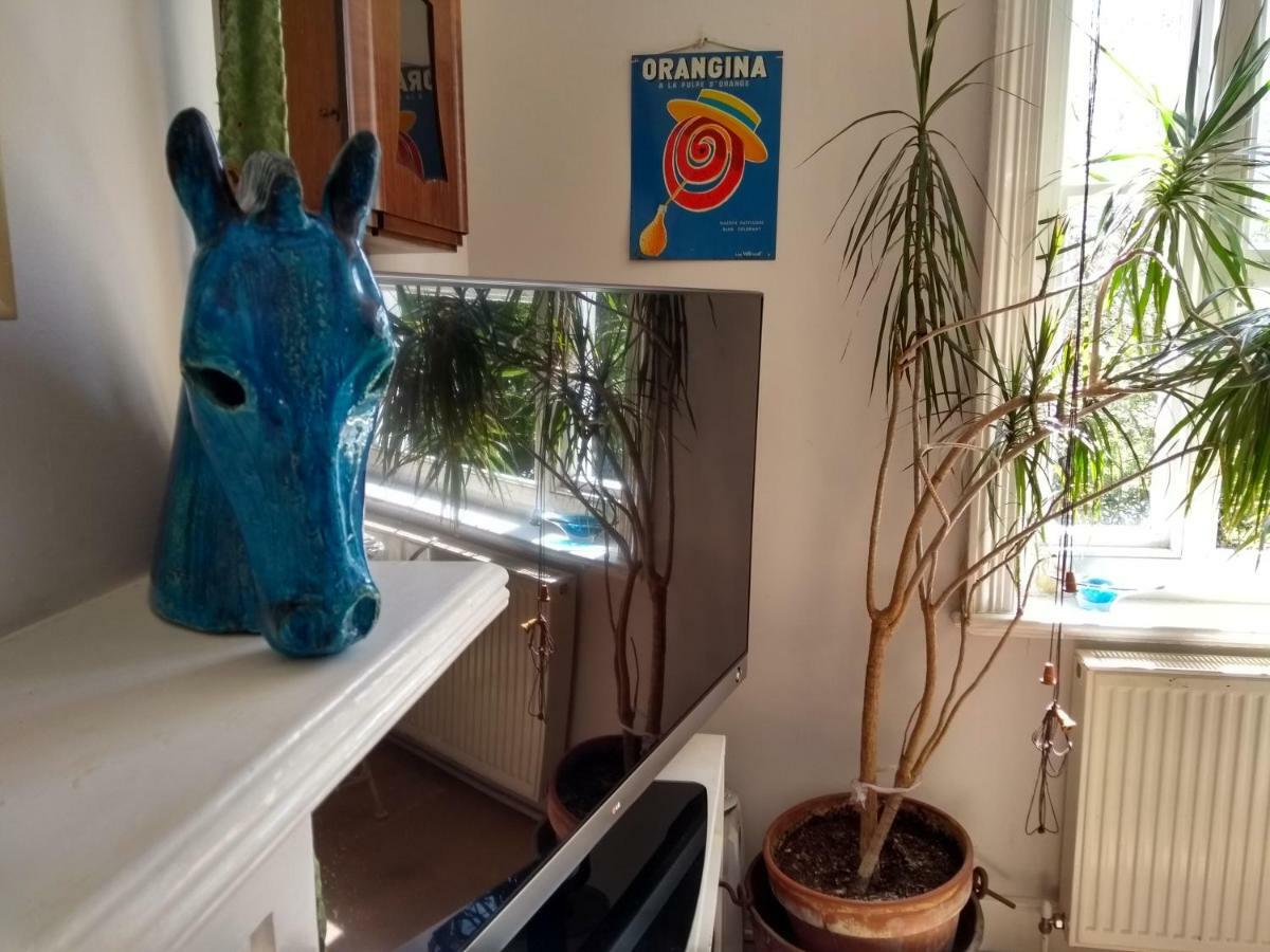 Stunning Retro Apartment In Central Brighton Eksteriør billede